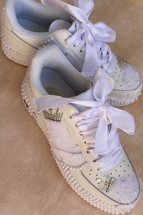 کفش اسپرت عروس مرواریدی