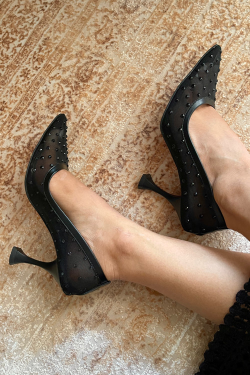 کفش تمام توری دیزاین شده