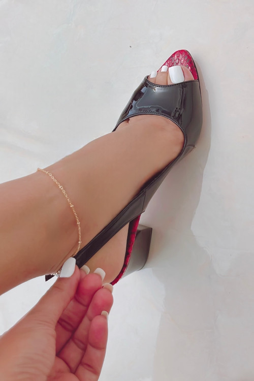 کفش زنانه پوستماری