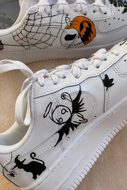 خرید کفش طرح هالووین