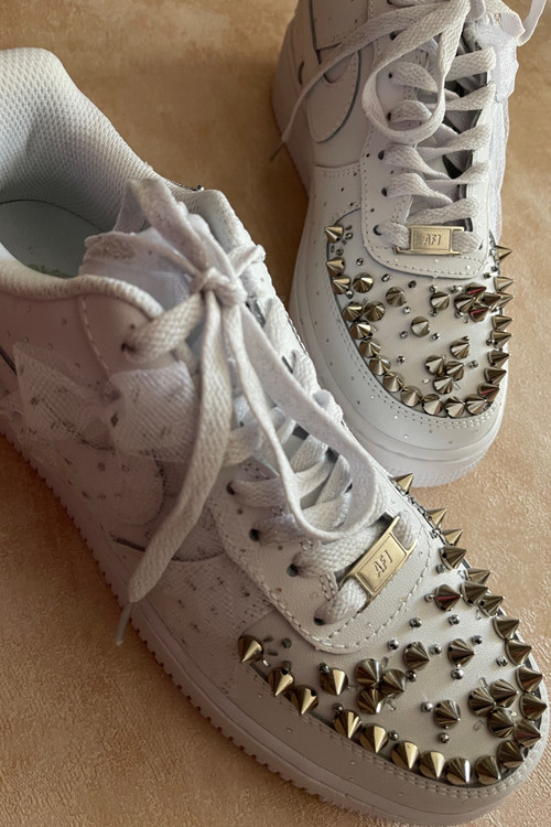 خرید کفش ایرفورس نایک اسپایکی