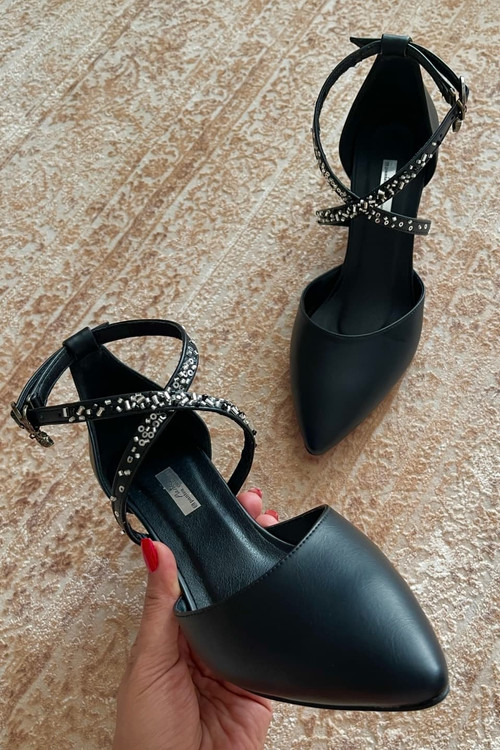 کفش مجلسی پاشنه بلند نگیندار