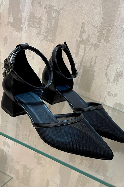 کفش توری مشکی