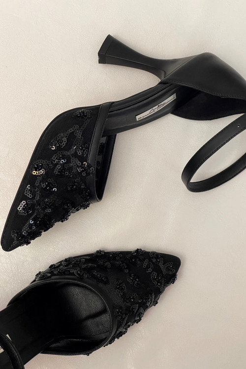 کفش مجلسی زنانه دیزاین شده